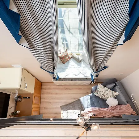 Korter - 2 Story Loft - Next To Old Town