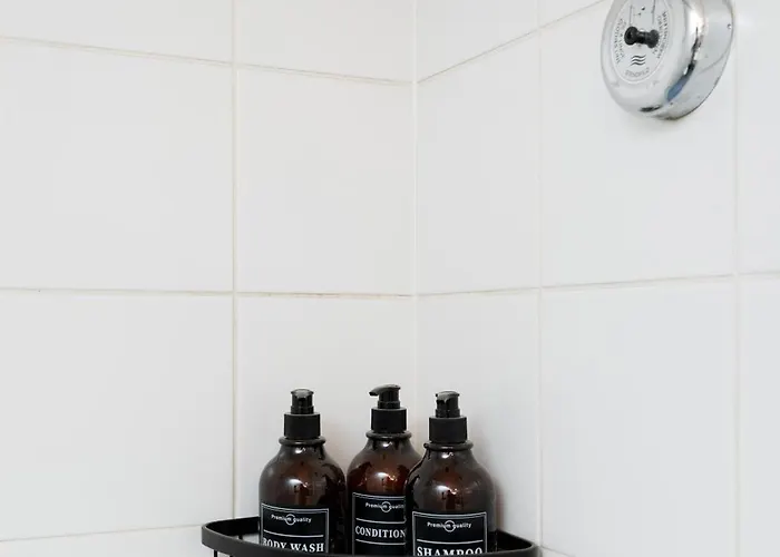 - 2 Story Loft - Next To Old Town Apartment *