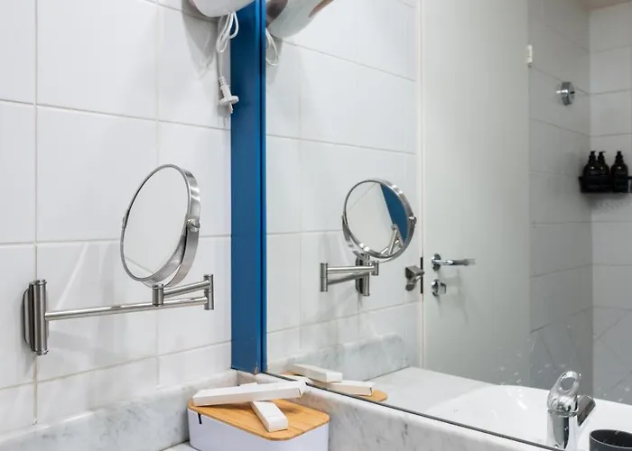 - 2 Story Loft - Next To Old Town *