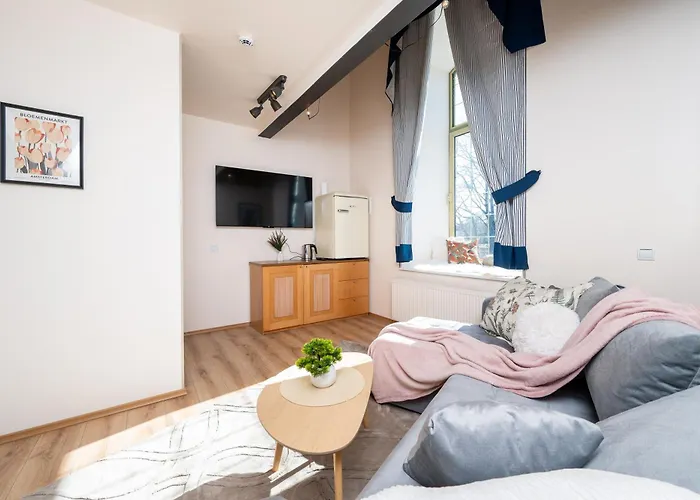 Korter - 2 Story Loft - Next To Old Town