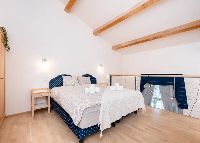 - 2 Story Loft - Next To Old Town Korter *