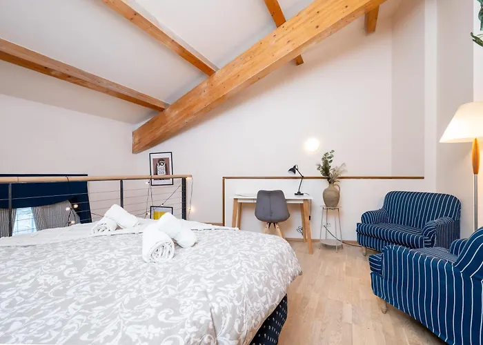 Korter - 2 Story Loft - Next To Old Town